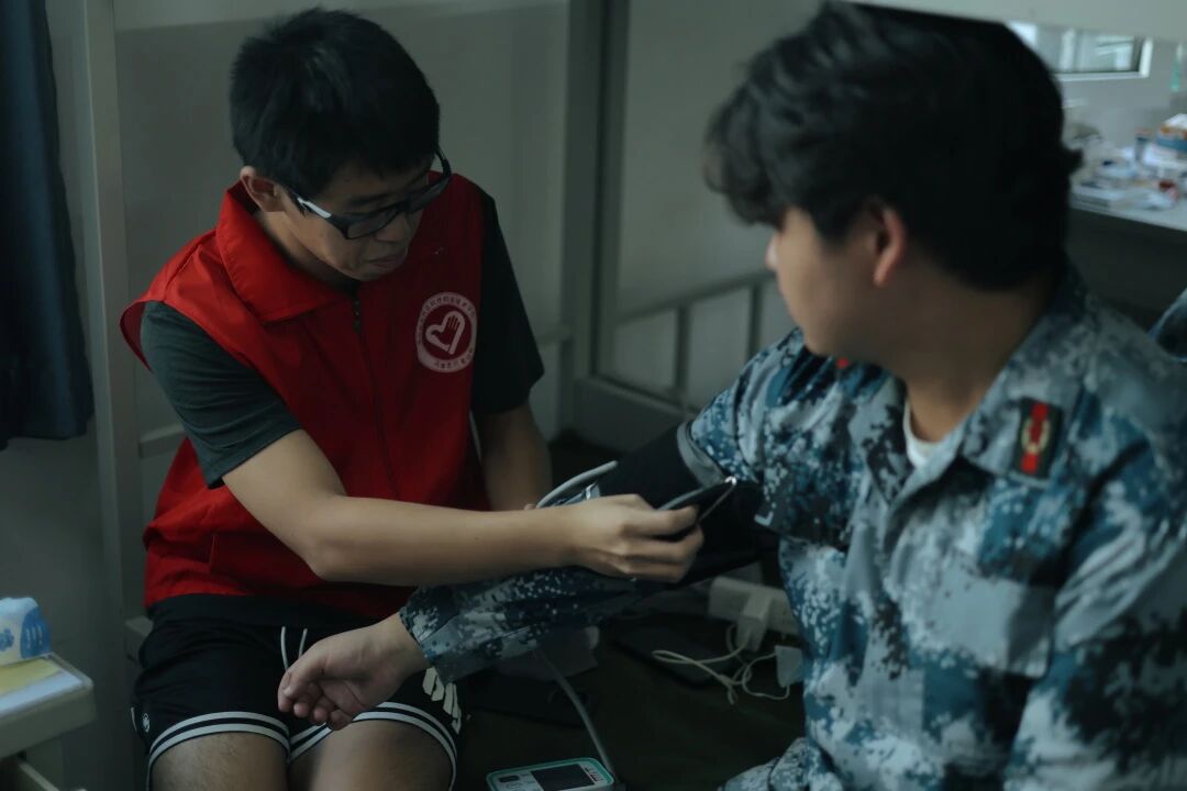 f12ecb077f24fbdfb2960e2d4097a97a.jpg